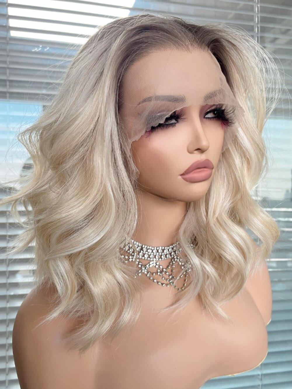 Sammy in Champagne Encore | 14" Wavy Lace Front Wig